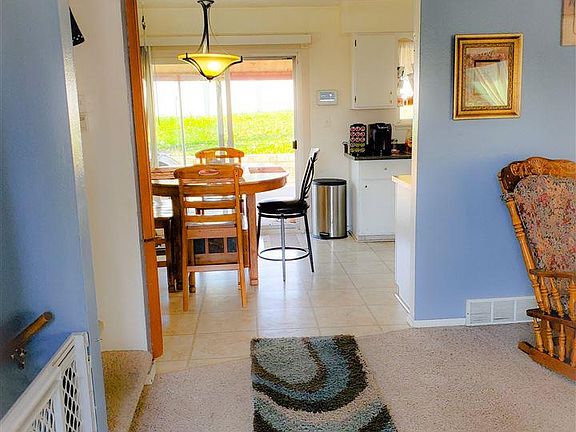 4th image of 605 River View Dr