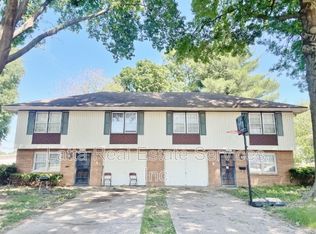 7513 Hawthorne Ave, Raytown, MO 64138