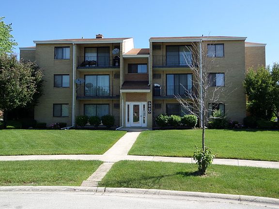 2nd image of 9960 Franchesca Ct APT 2A