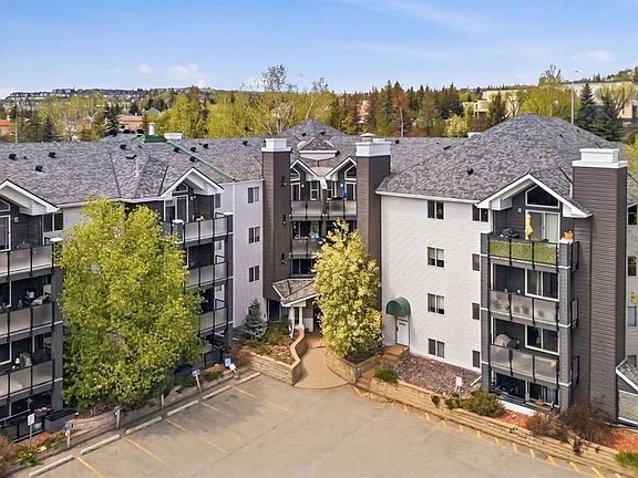 2nd image of 10 N Sierra Morena Mews SW #418