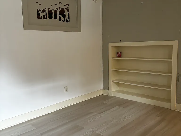 300 State St #2 — Photo 1