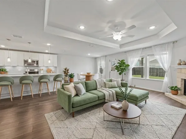 1015 Voca Dr, Forney, TX 75126