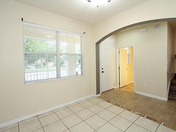3rd image of 9176 Camden Gardens St