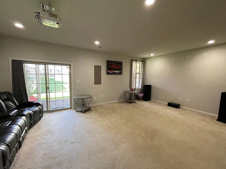 43184 Ashville Heights Sq — Photo 4