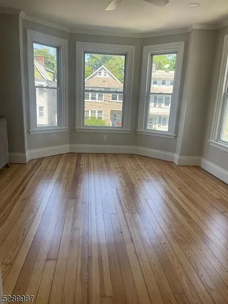 2 bed, 1.0 bath, $2,500 — Photo 3