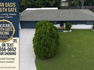 2439 Goldenrod St, Sarasota, FL 34239