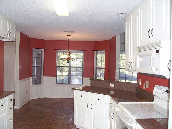 Nice updated kitchen and bright.