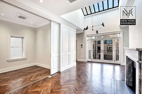 Rented by New York Residence | media 34