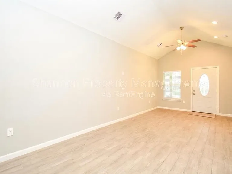 7941 Sparta St — Photo 12