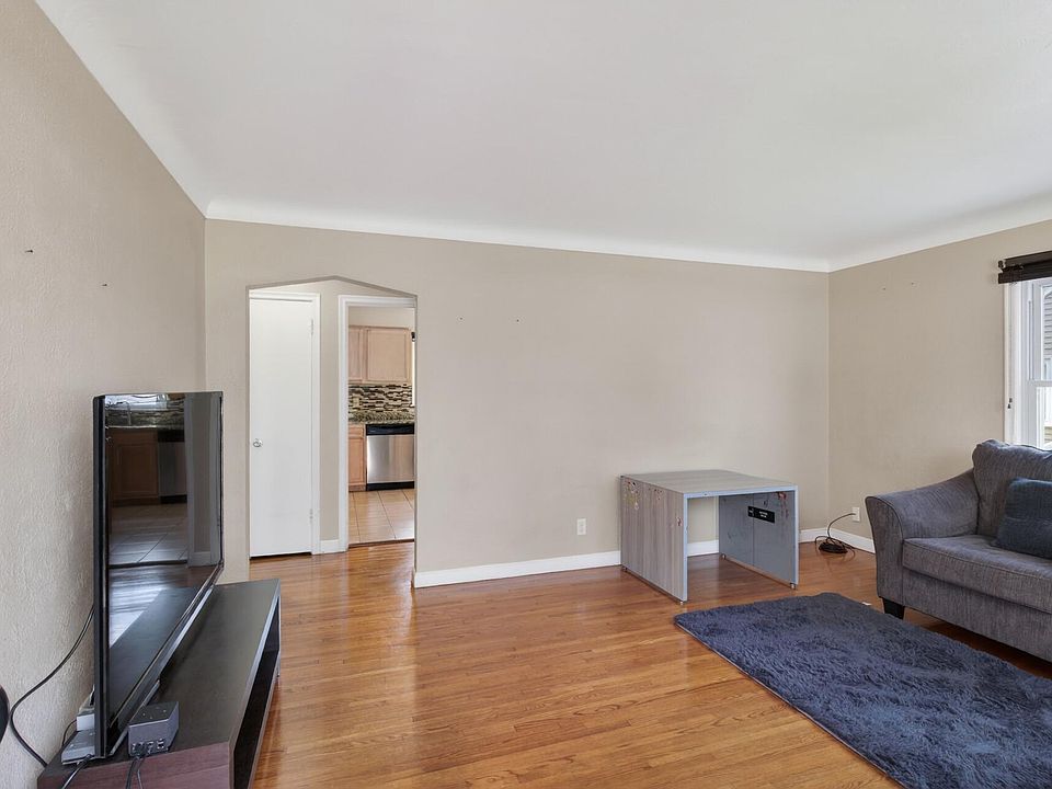 1736 Montana Ave E, Saint Paul, MN 55106 | Zillow