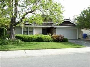 46 Rollingbrook Cir, Sacramento, CA