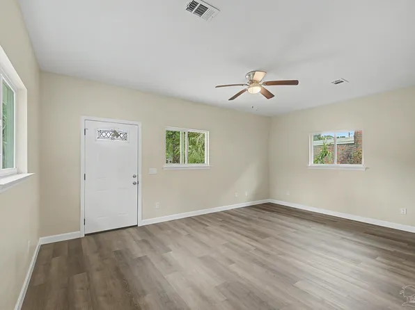 2303 N Spring St, Pensacola, FL 32501