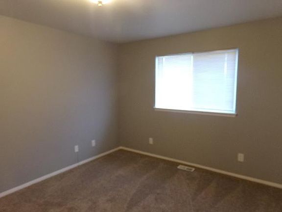 4th image of 214 W 23rd Ave APT C