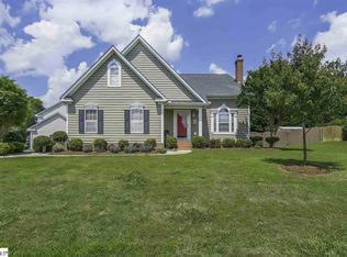 209 Crossvine Way, Simpsonville, SC 29680