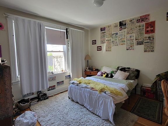 5th image of 1631 Commonwealth Ave #24