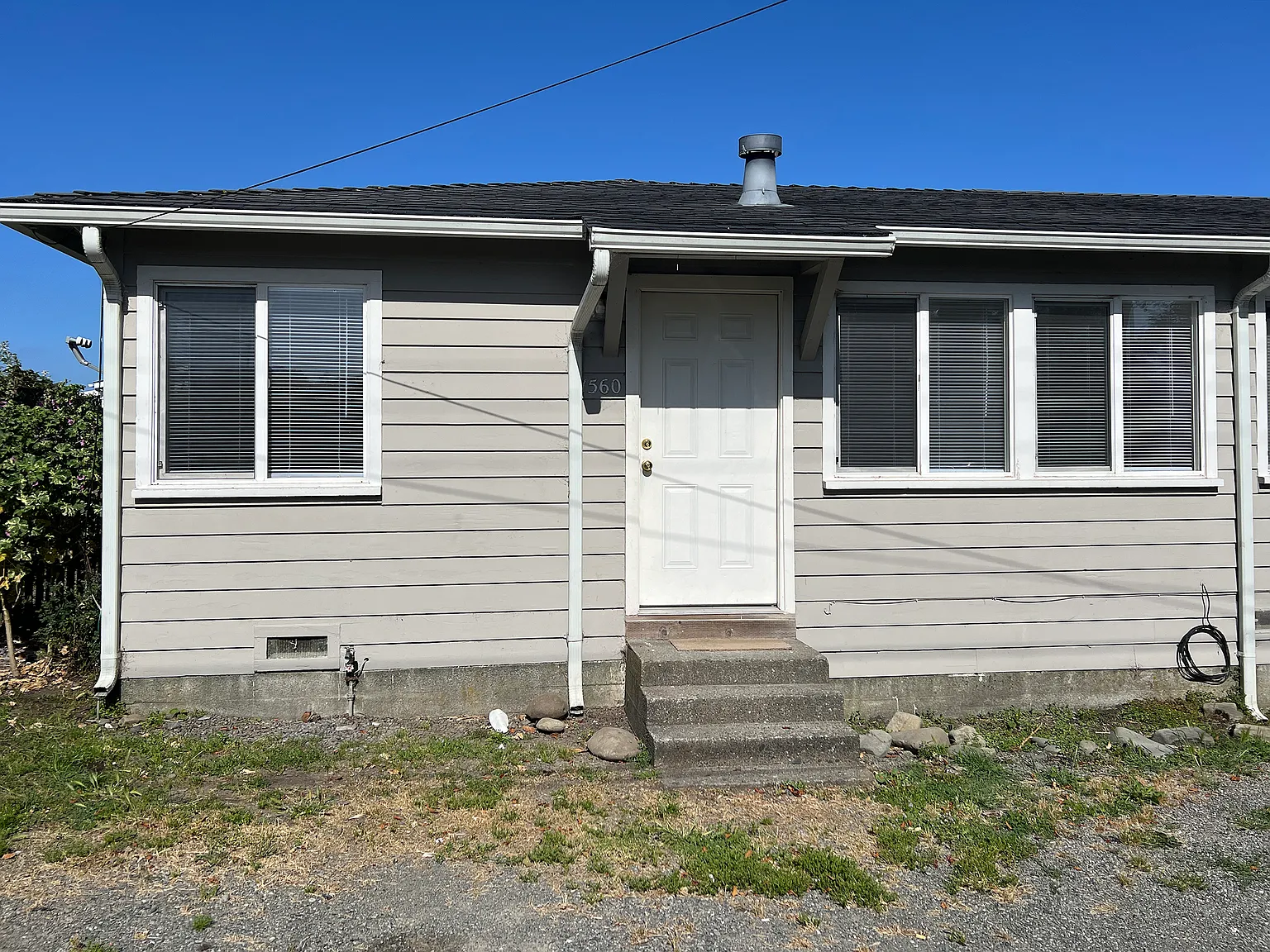 2 bed, 650 sqft, $875 — Photo 1