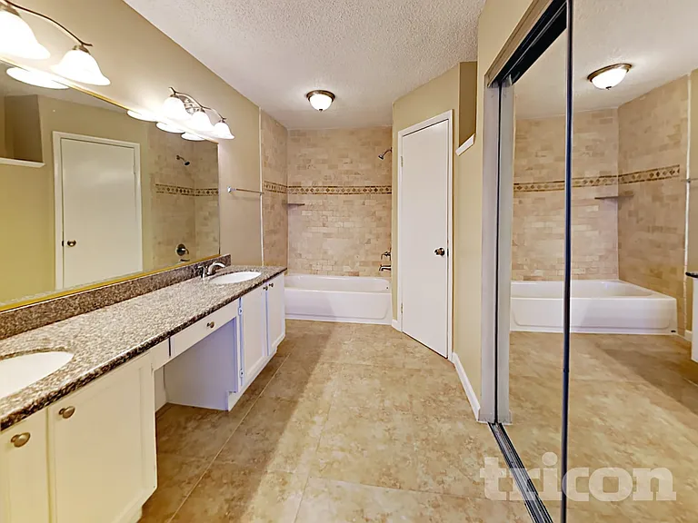 13526 Ryan Landing Dr — Photo 8