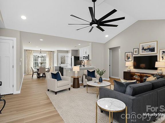 4th image of 640 Union Cemetery Rd