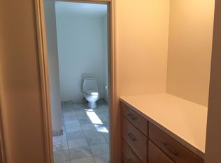 2 Toyon Rd, Atherton, CA 94027