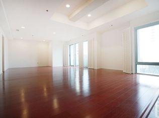 10336 Wilshire Blvd, Los Angeles, CA 90024