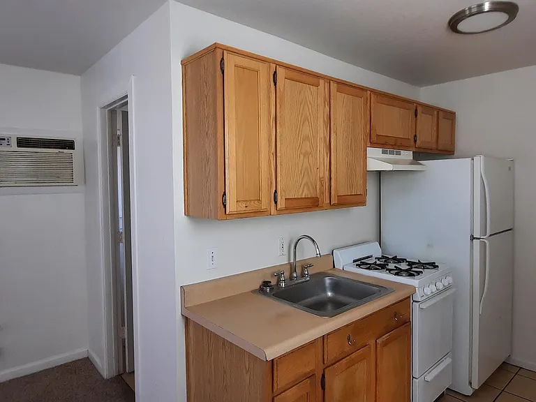512 W Fillmore St #13 — Photo 5