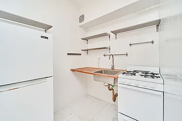 Rented by Living New York