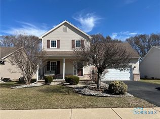 1034 Plumcreek Rd, Toledo, OH 43615