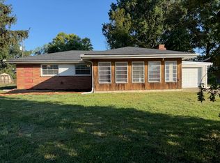 1705 N Larkspur Dr, Jeffersonville, IN 47130