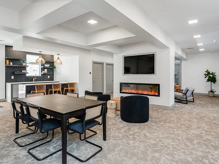 Churchwoods Apartments — Photo 4