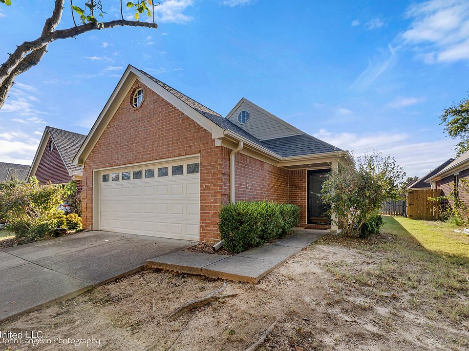 1st image of 5885 Steffani Dr
