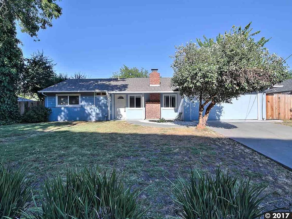 1st image of 2203 Sherman Dr