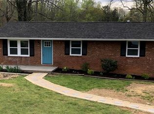 3243 Wilson Heights Dr, Hildebran, NC 28637