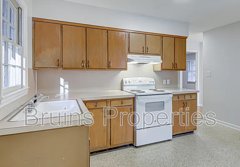 805 Trenton St #A — Photo 10