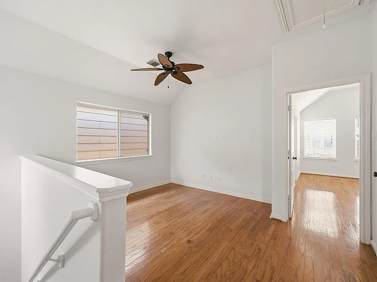 218 Plaza Del Sol Park — Photo 22
