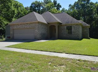 8938 Hickcock Dr, Baton Rouge, LA 70811