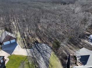 3 Woodbridge Creek Dr, Wentzville, MO