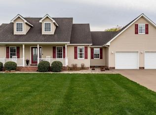 1704 N Smith Ave, Marion, IL 62959