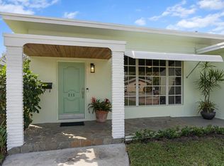 215 Columbia Dr, Lake Worth, FL 33460