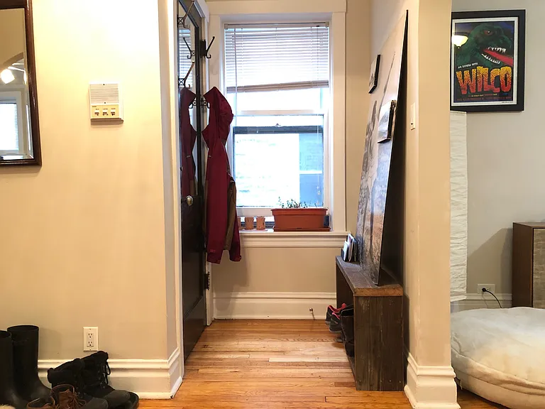930 W Gunnison St #1 — Photo 8