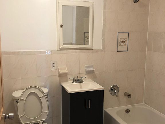 2nd image of 922 E 222nd St #1