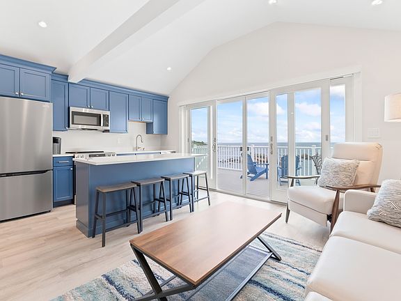 5th image of 117 Perkins Cove Road