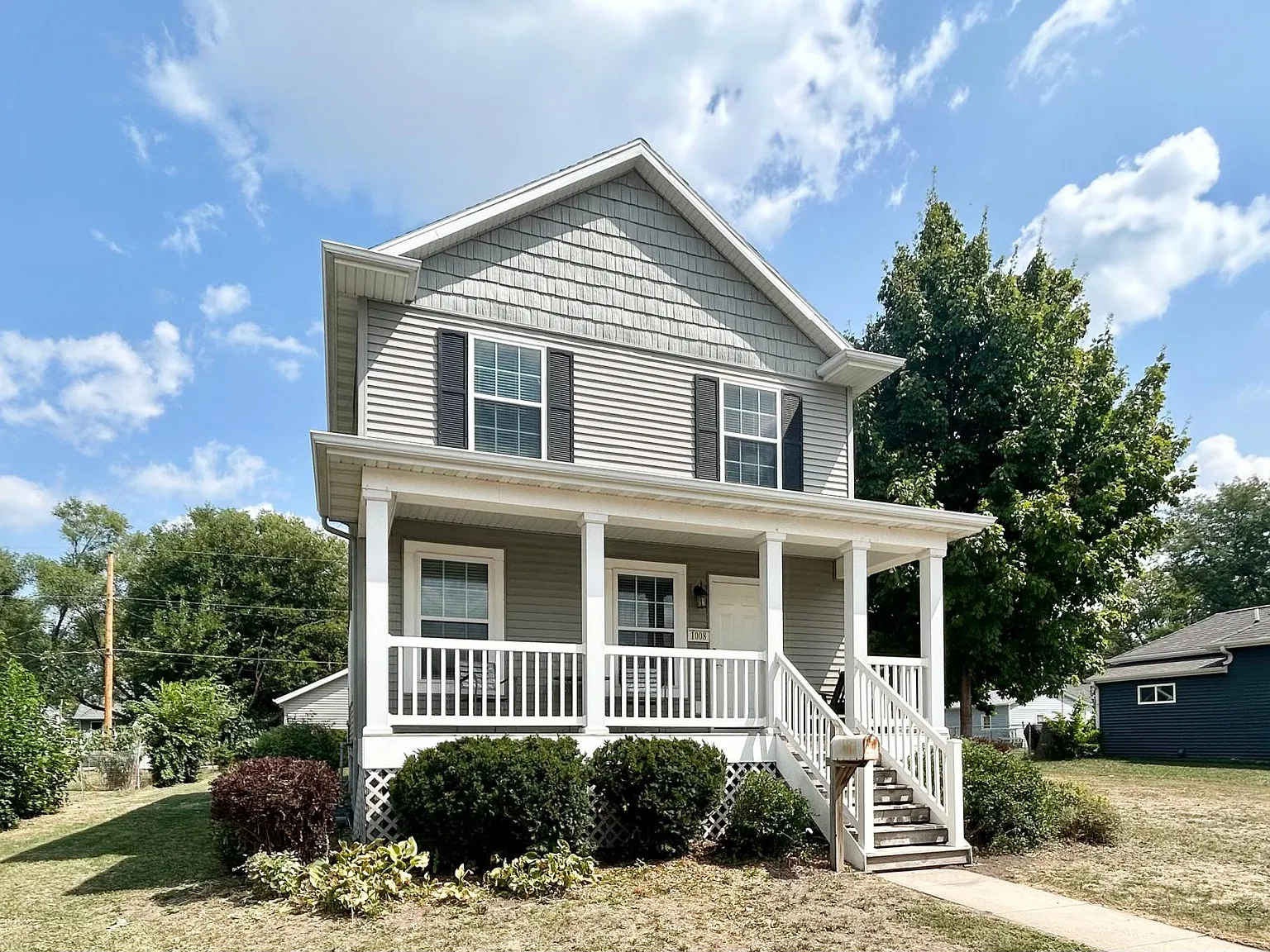 3 bed, 2.5 bath, 1577 sqft, $4,000 — Photo 3