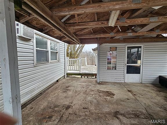 4th image of 1120 George St