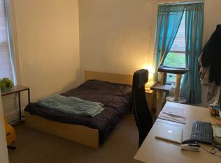 5528 Howe St APT 2, Pittsburgh, PA 15232