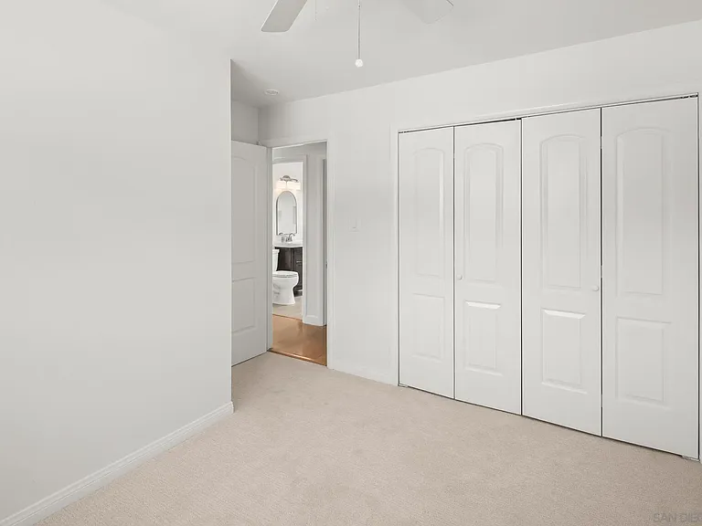 5164 Chateau Dr — Photo 32
