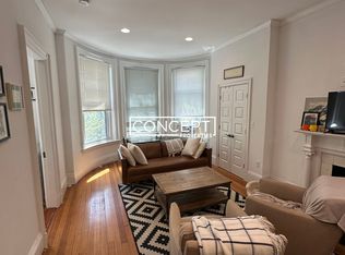 379 Commonwealth Ave APT 4, Boston, MA 02115