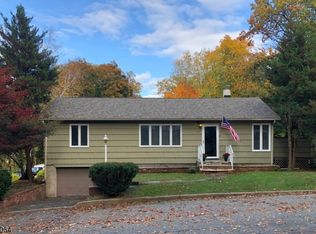 51 Kensington Ave, Dover, NJ 07801