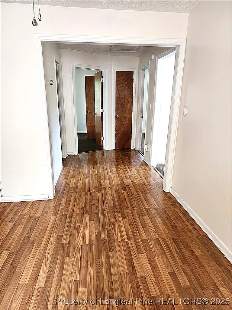 2 bed, 1.0 bath, 836 sqft, $950 — Photo 4