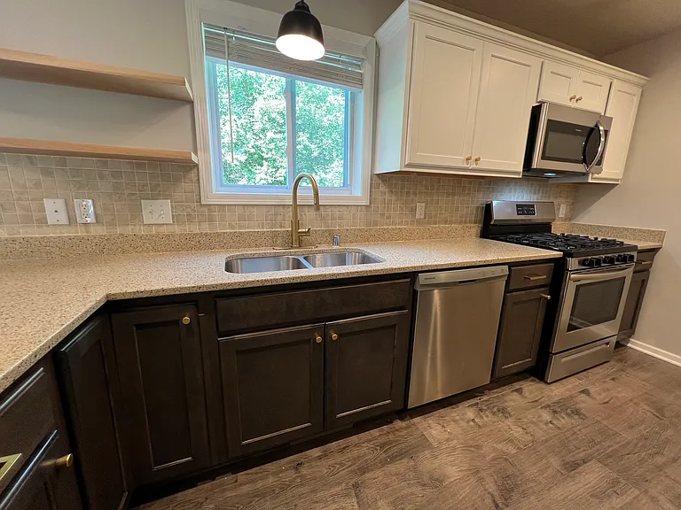 7110 Calumet Ct — Photo 4