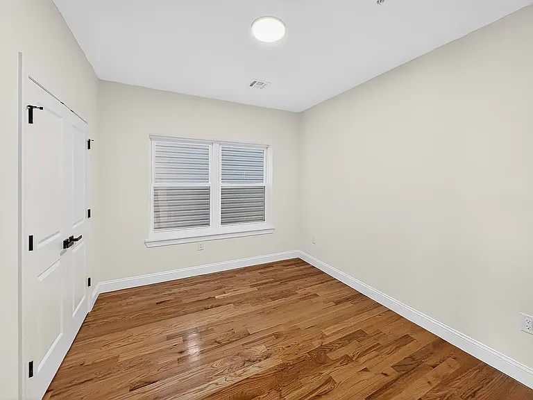 266 Hunterdon St #3 — Photo 11